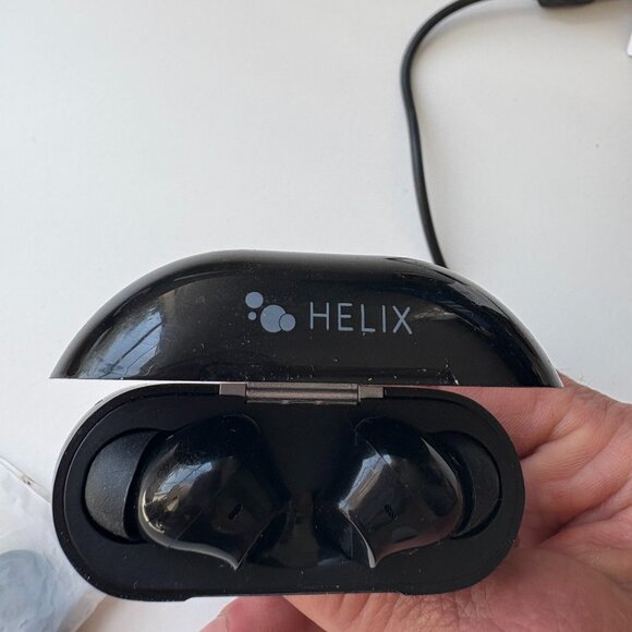 HELIX HELIBUDS X ANC-Brand New WITHOUT BOX - Picture 1 of 4